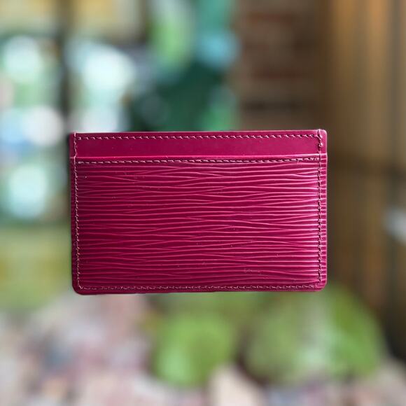 LOUIS VUITTON Burgundy Epi Card Case - Picture 2 of 8